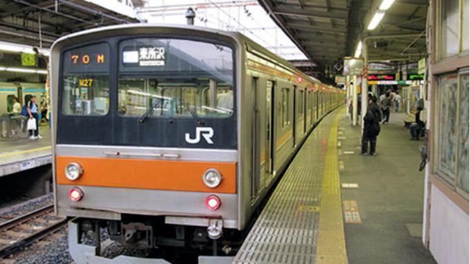 20140703_091317_kereta-api-sistem-205-yang-lama-di-jepang-dipakai-yamanote-line.jpg